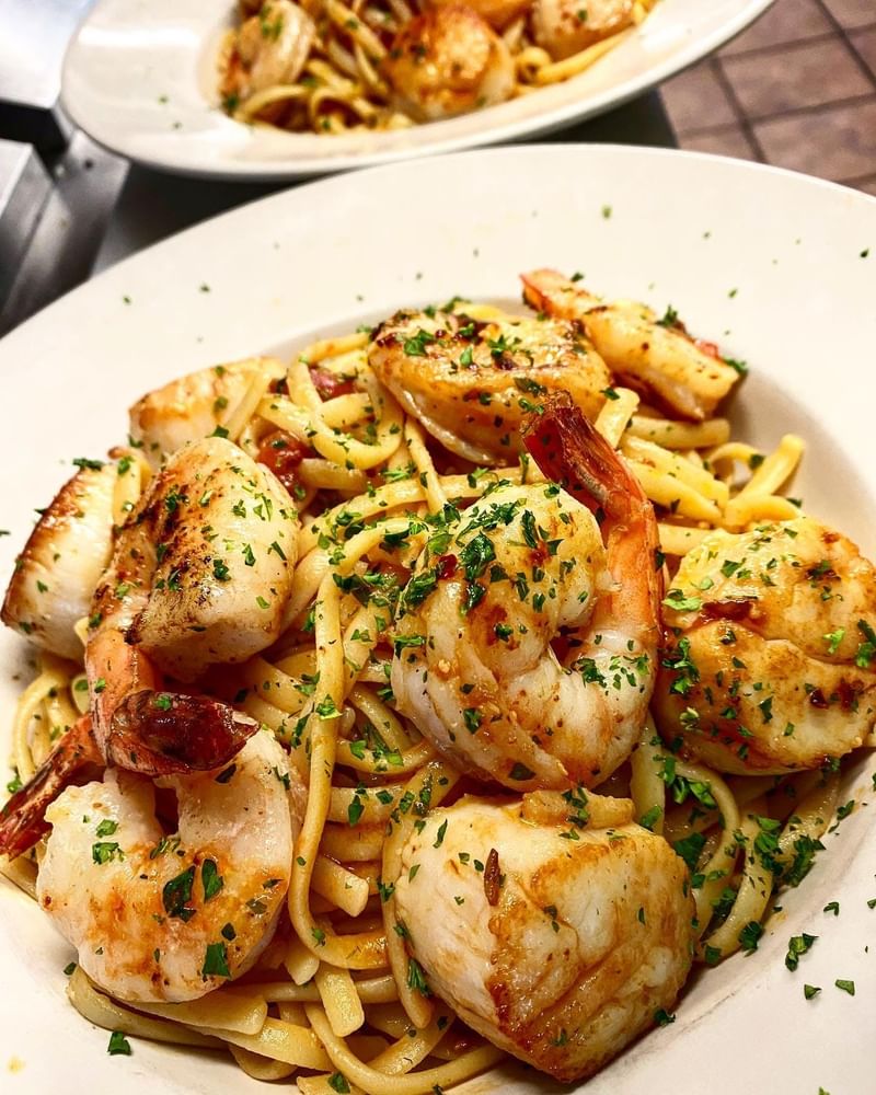 Shrimp & Scallop Scampi Special