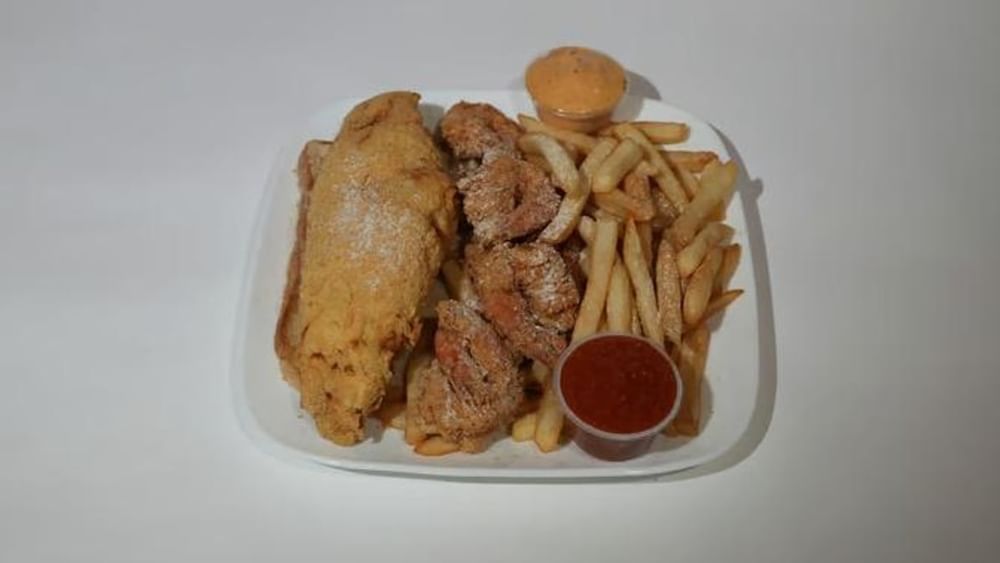 Com # 9 Catfish & Wings