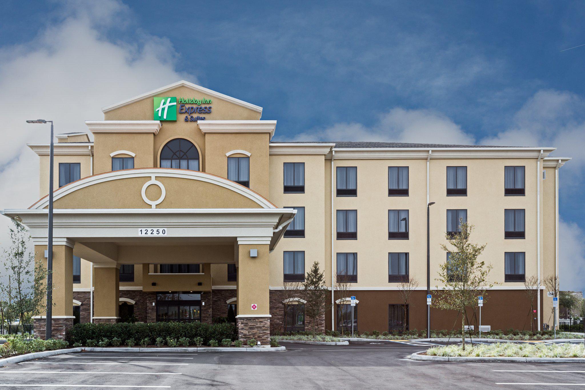 Holiday Inn Express & Suites Orlando East-Ucf Area Photo