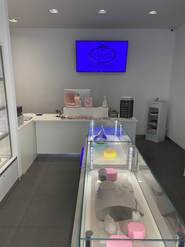 Gallery thumbnail