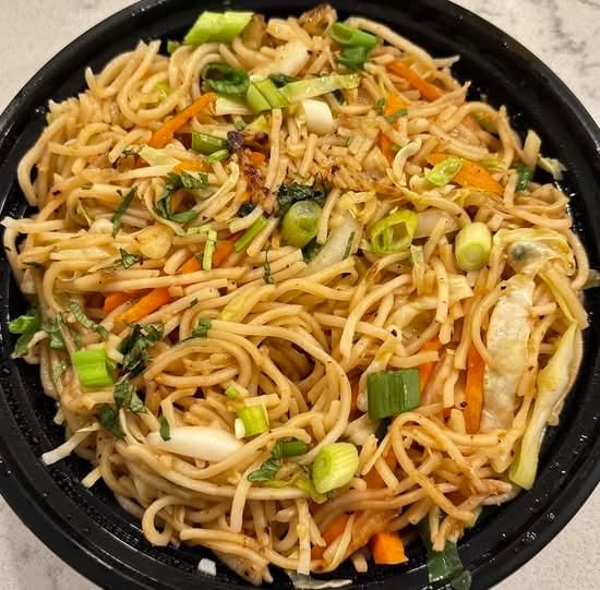 Veg. Hakka Noodles