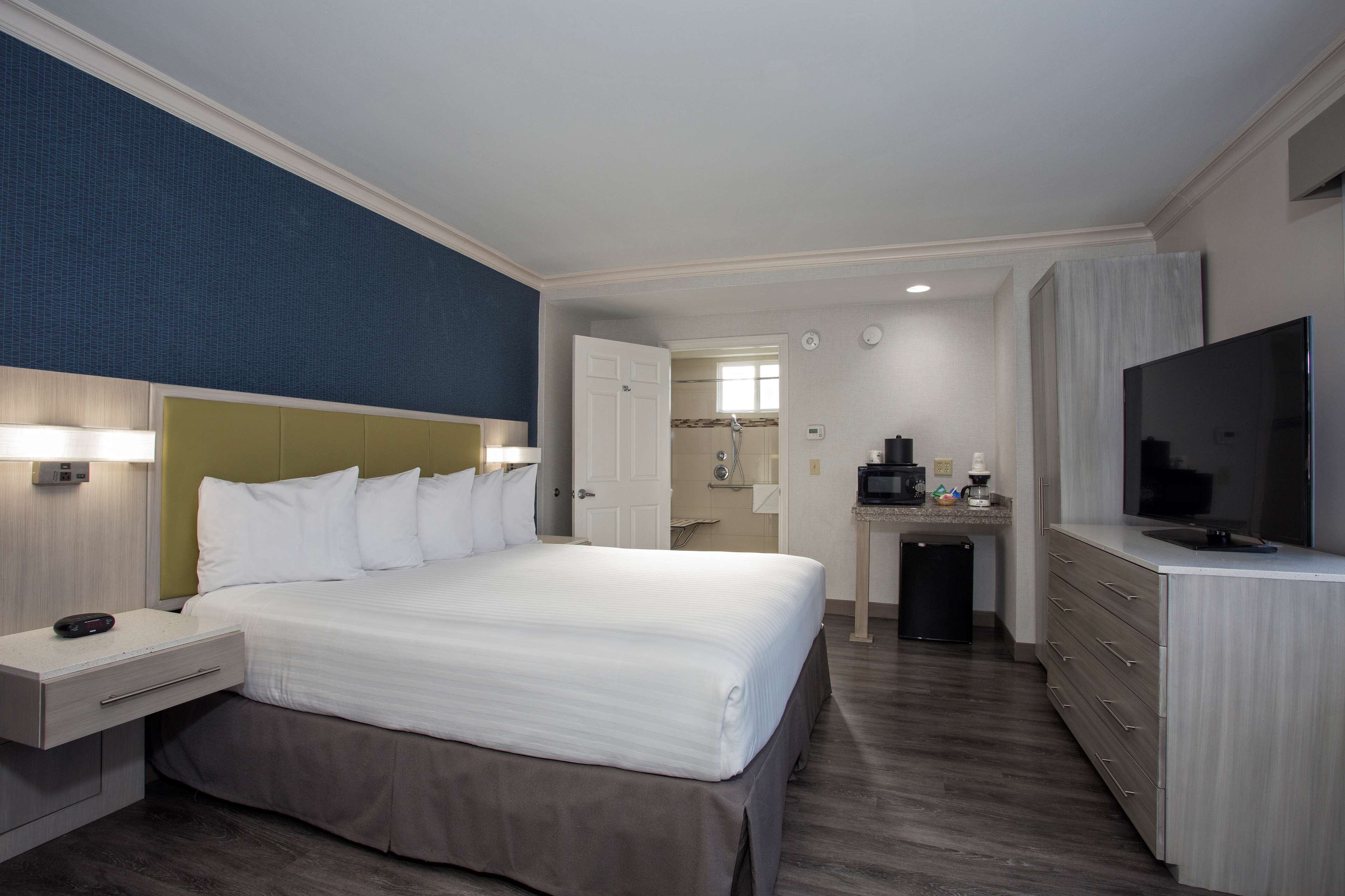 SureStay Hotel by Best Western Santa Monica Photo