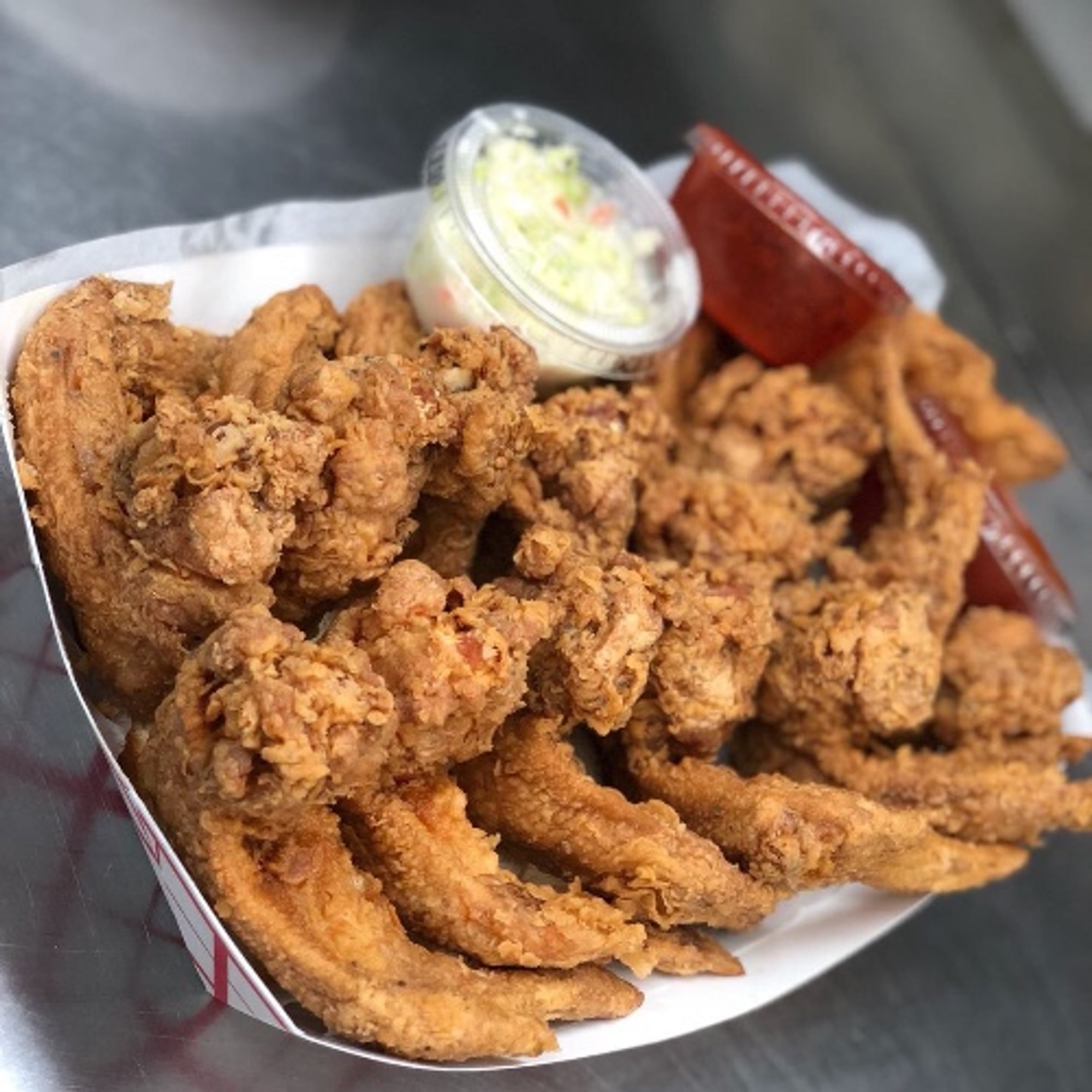 12 Wings Bucket
