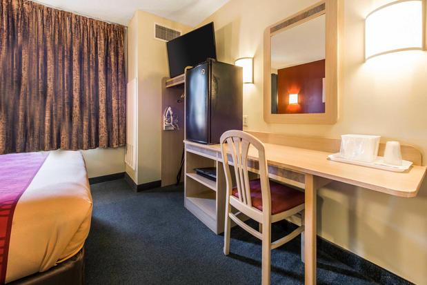 Images Econo Lodge
