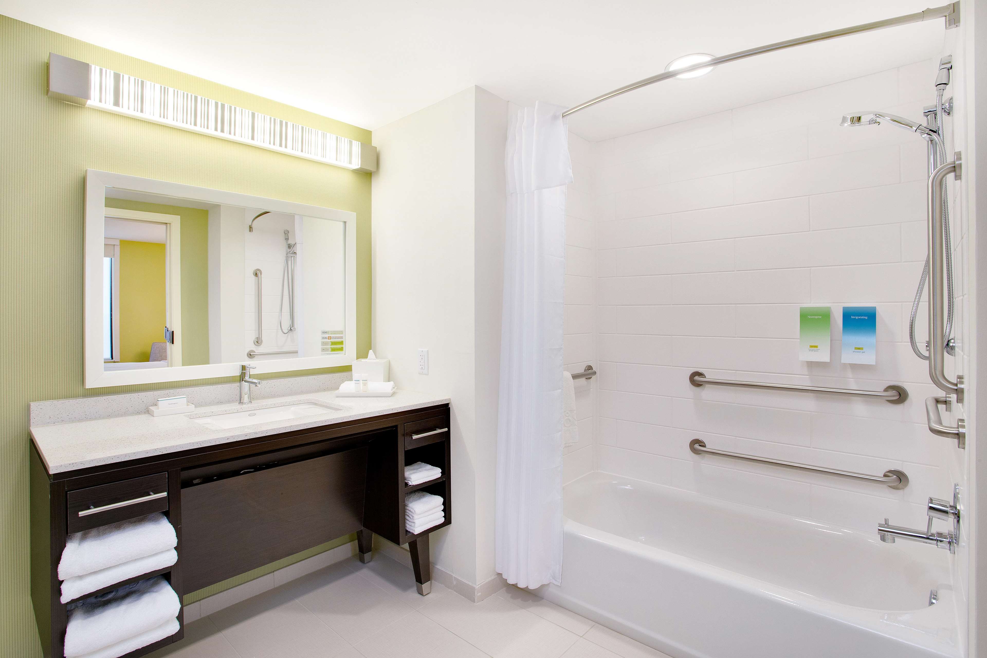 Home2 Suites by Hilton Chicago Schaumburg Photo