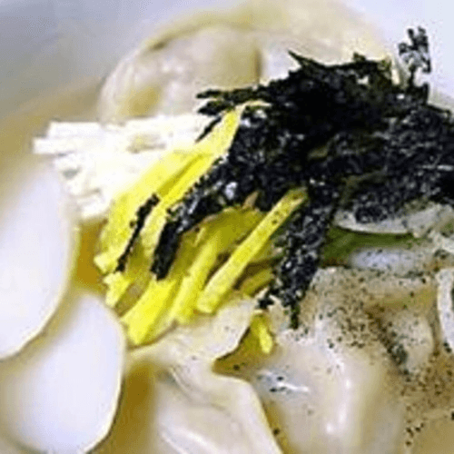 Ddeok Man Du Guk (떡만두국)