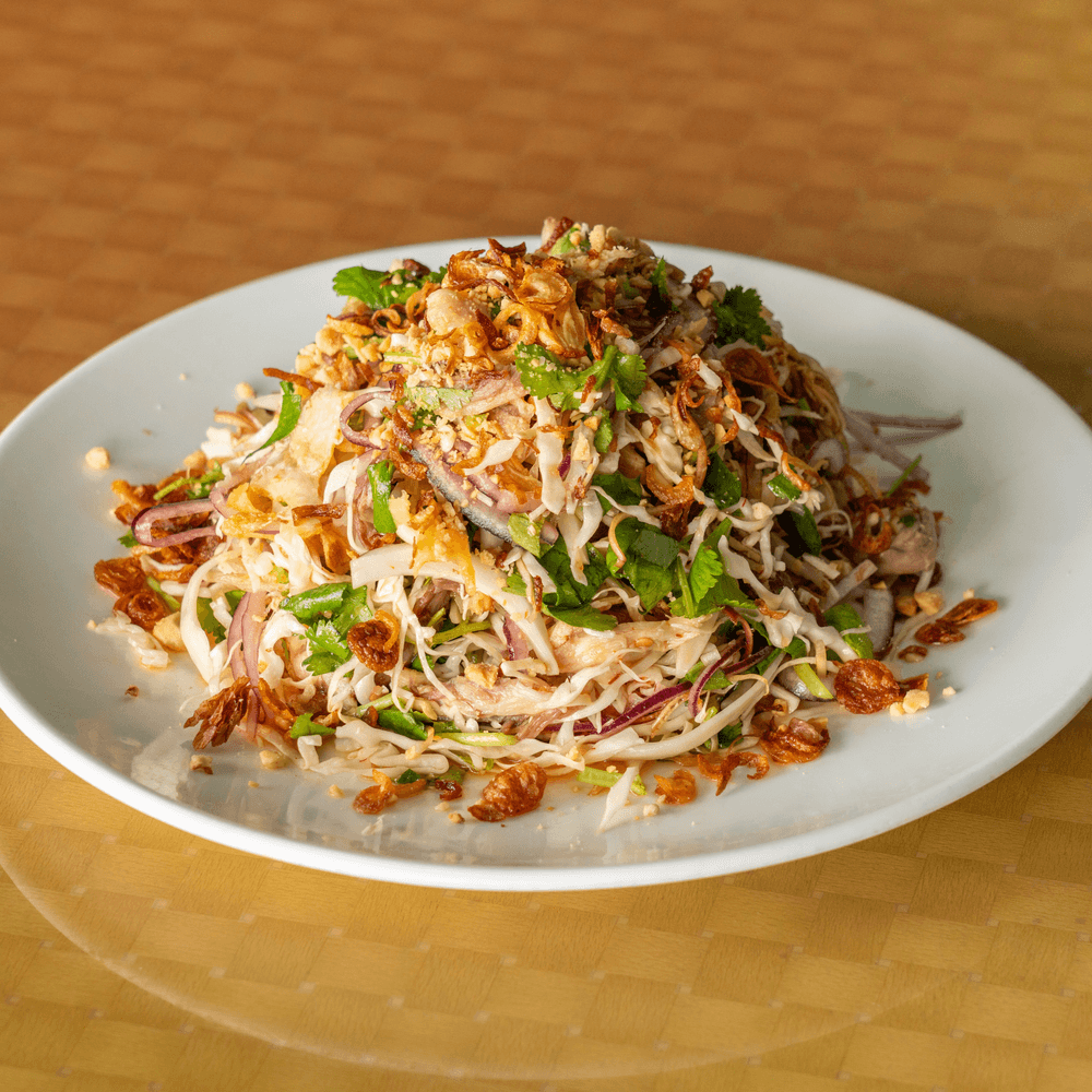 S8 - Chicken Salad (Gỏi Gà Quý Phi)