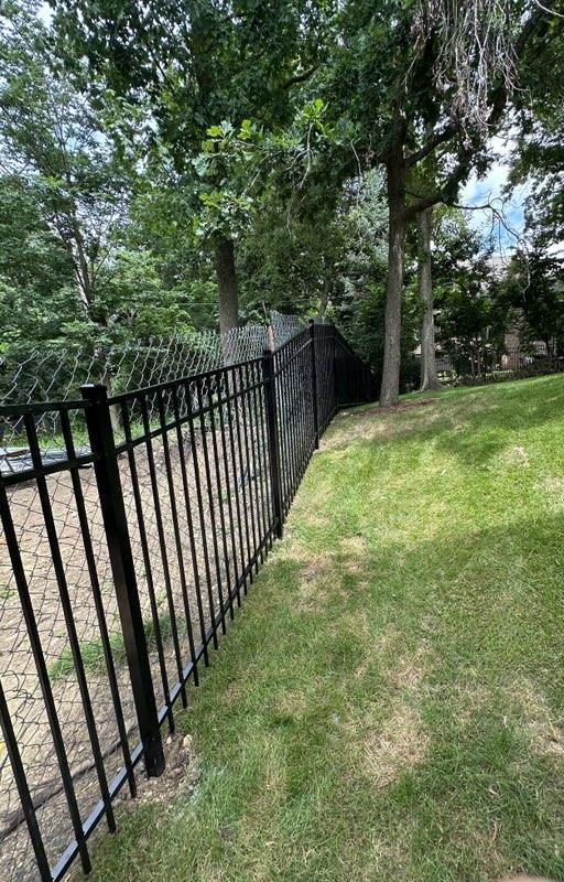Top Rail Fence Naperville Image