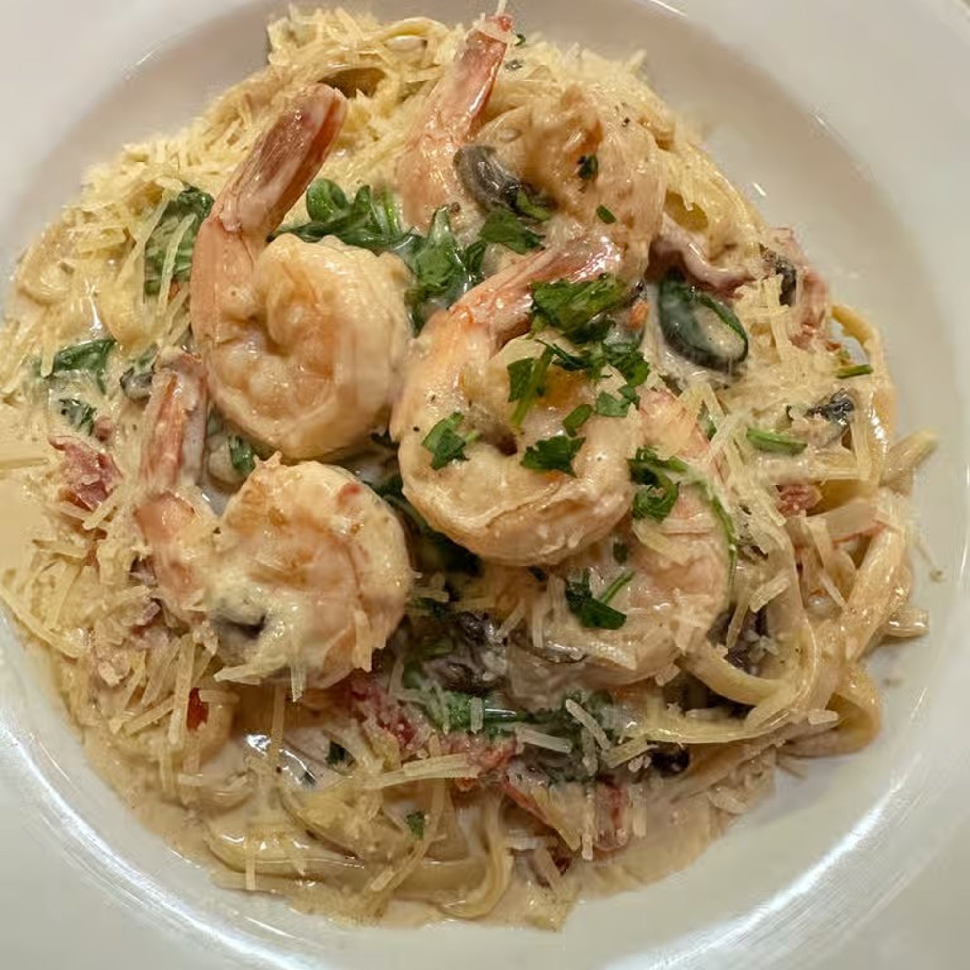 Fettuccine with prawns dinner