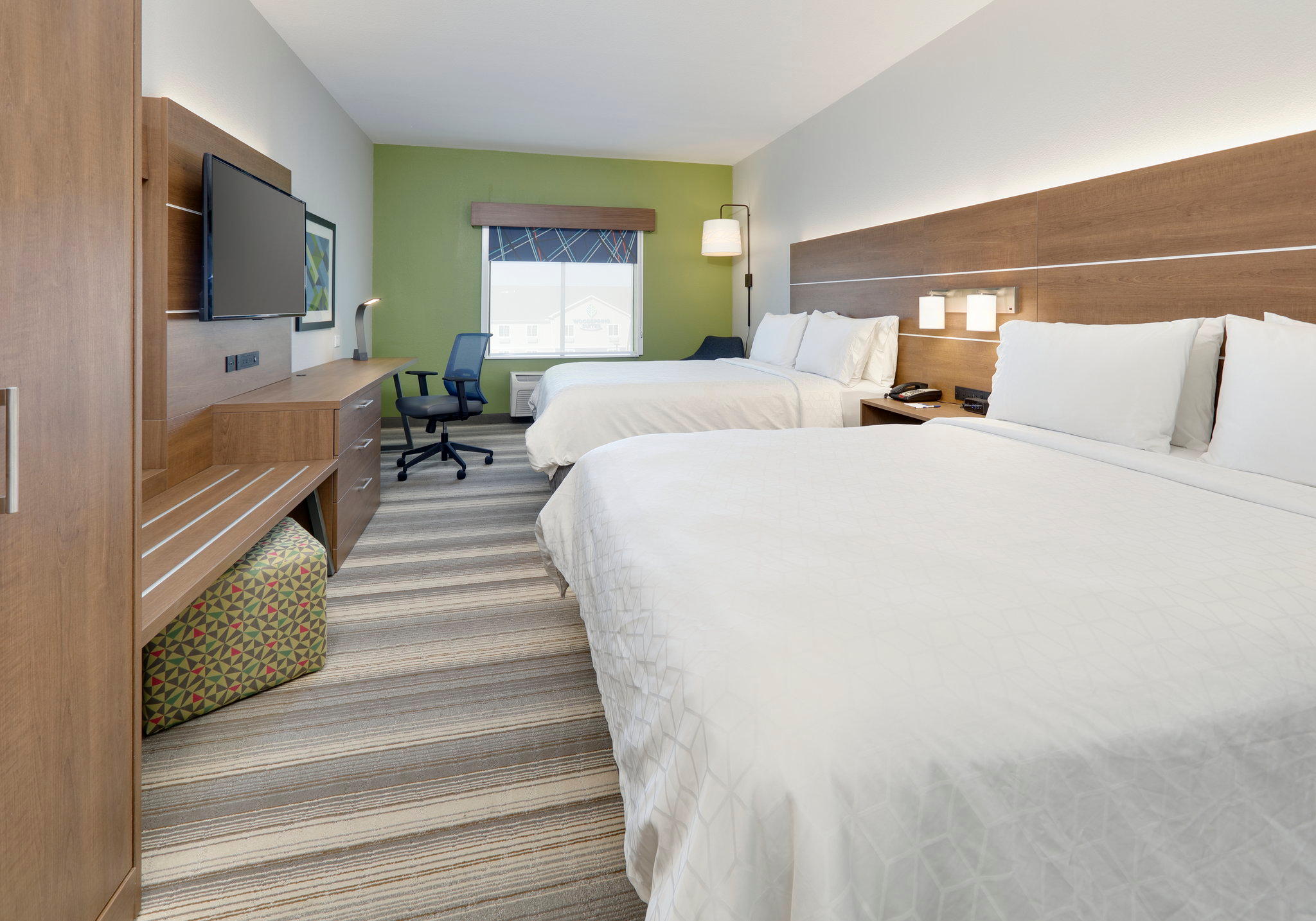 Holiday Inn Express & Suites Denton-Unt-Twu Photo