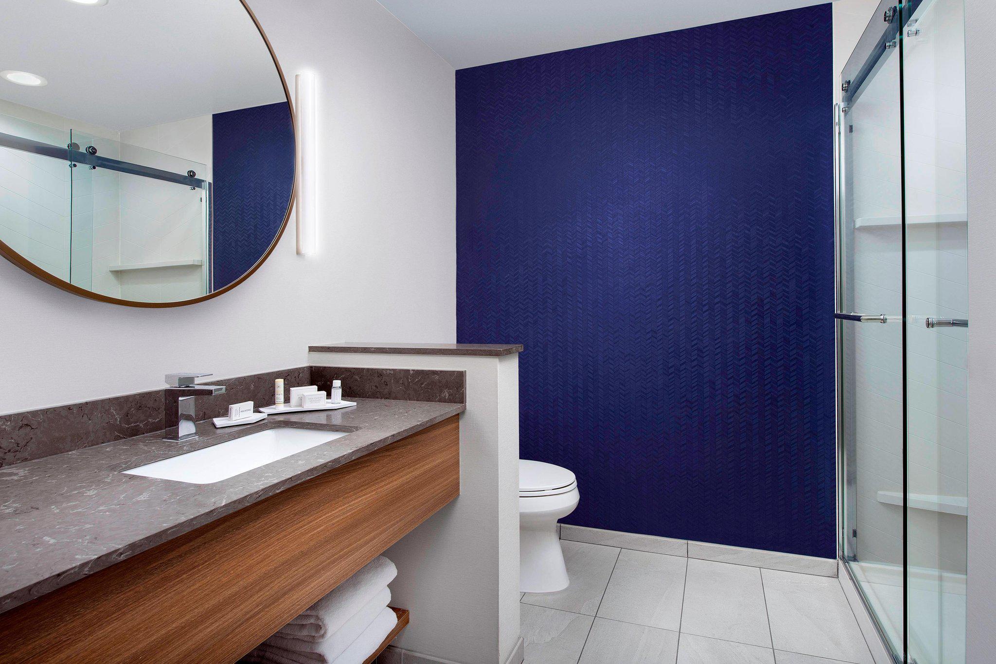 Fairfield Inn & Suites by Marriott Denver Tech Center North Photo