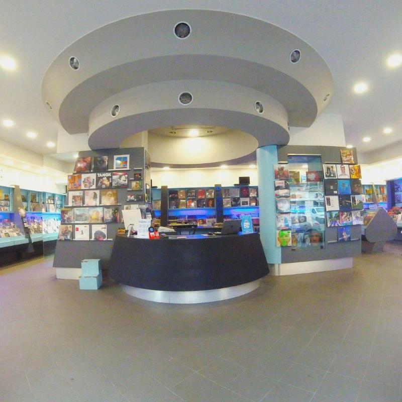 Gallery thumbnail