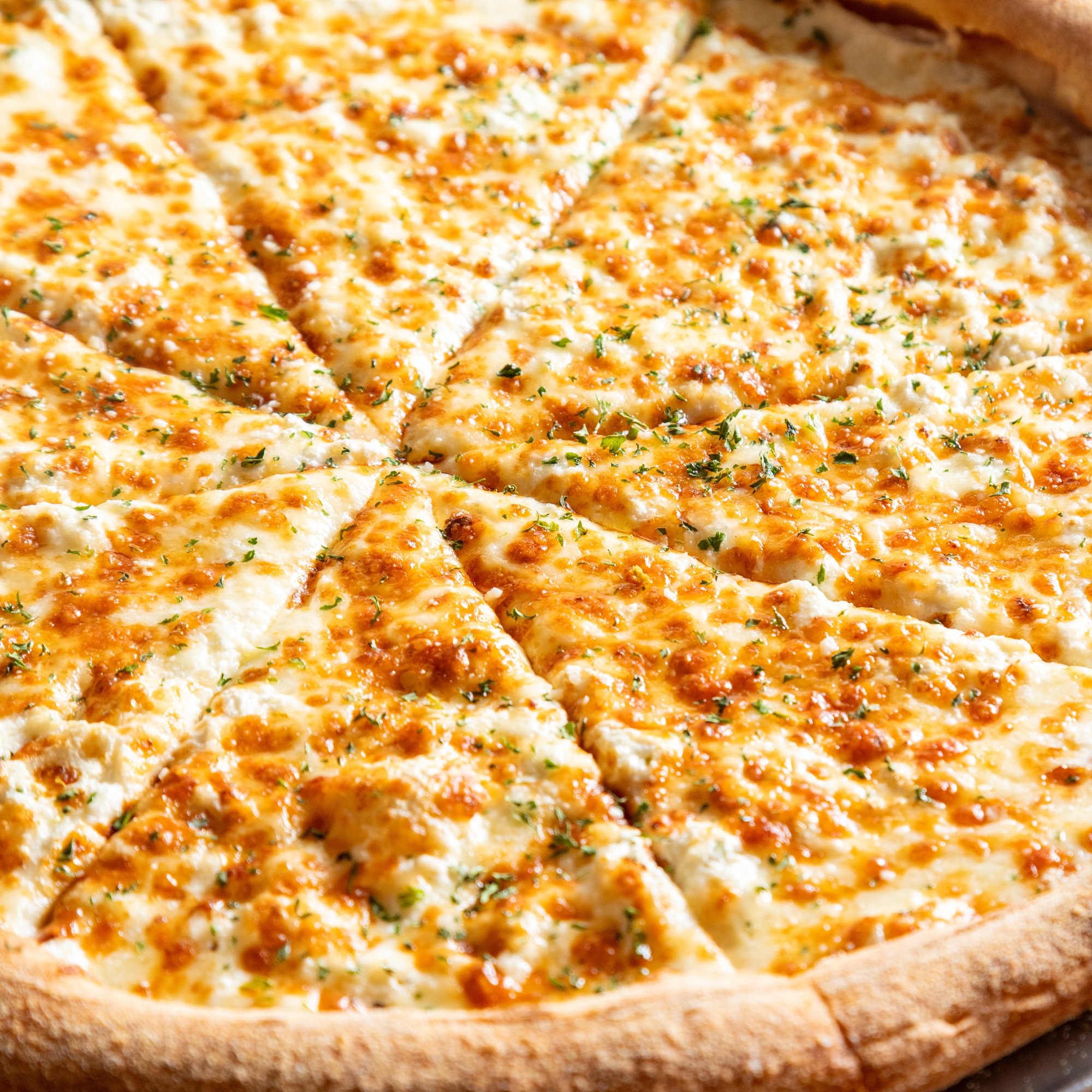 Quattro formaggio pizza slice