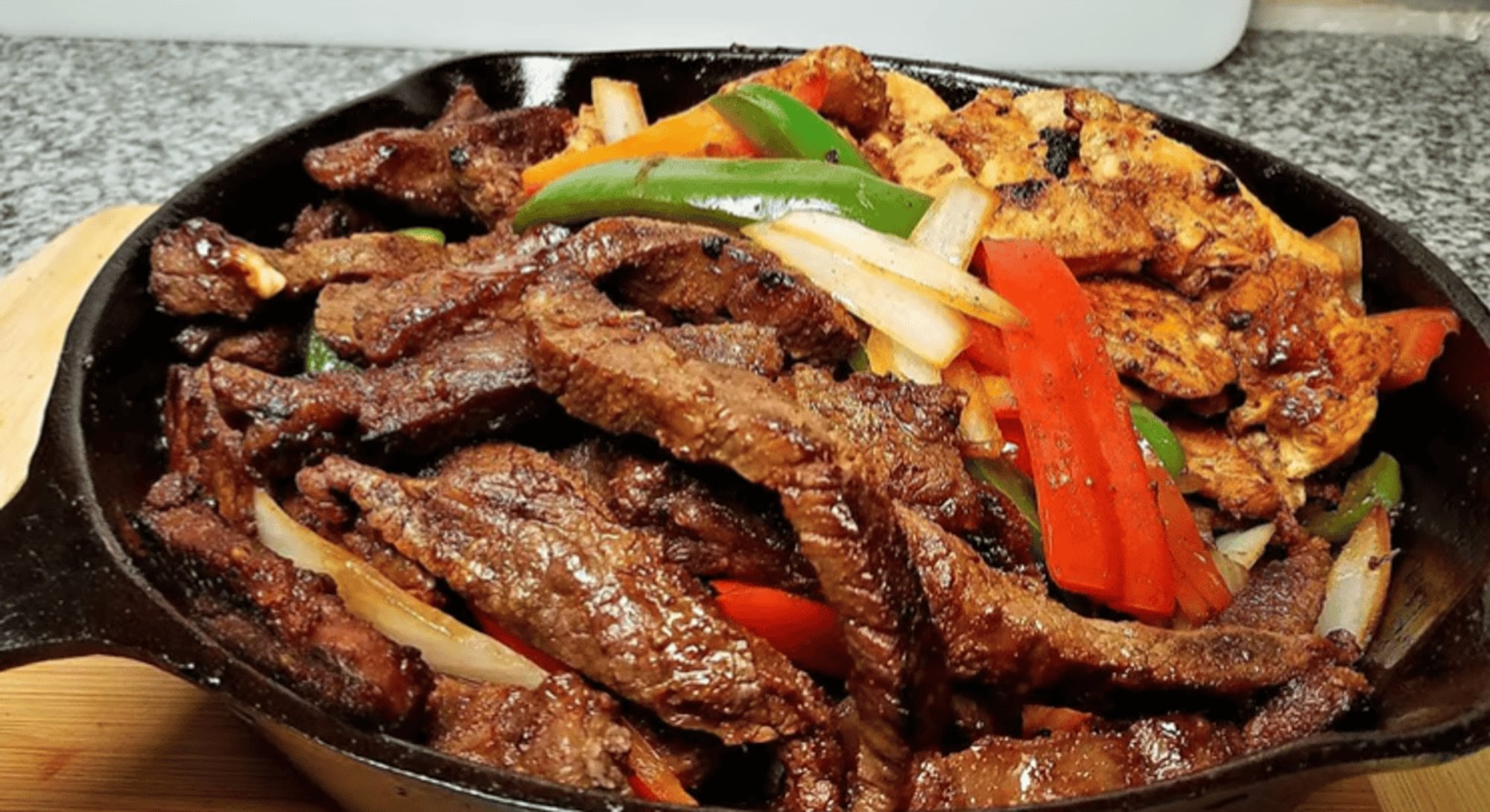Mix Fajitas (Chicken & Steak)