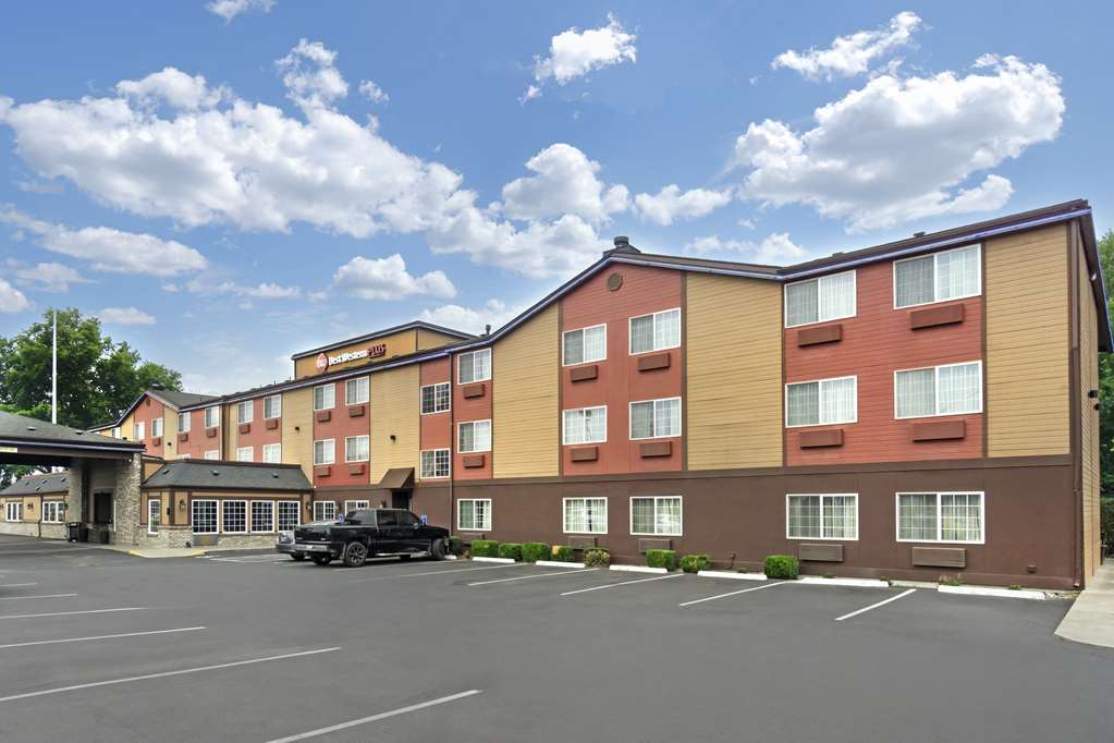 Best Western Plus Yakima Hotel Image