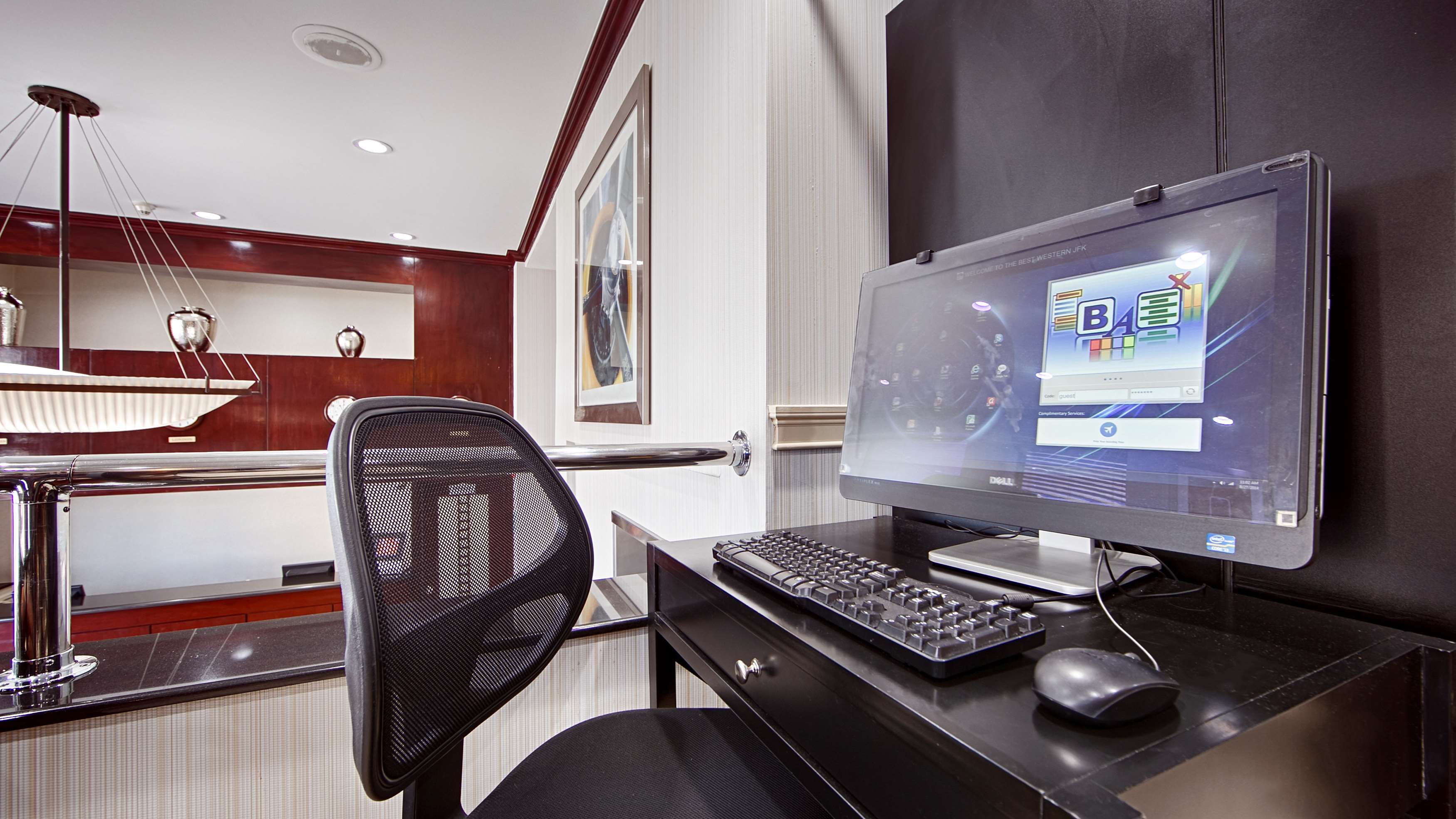 Best Western JFK Airport Hotel Photo