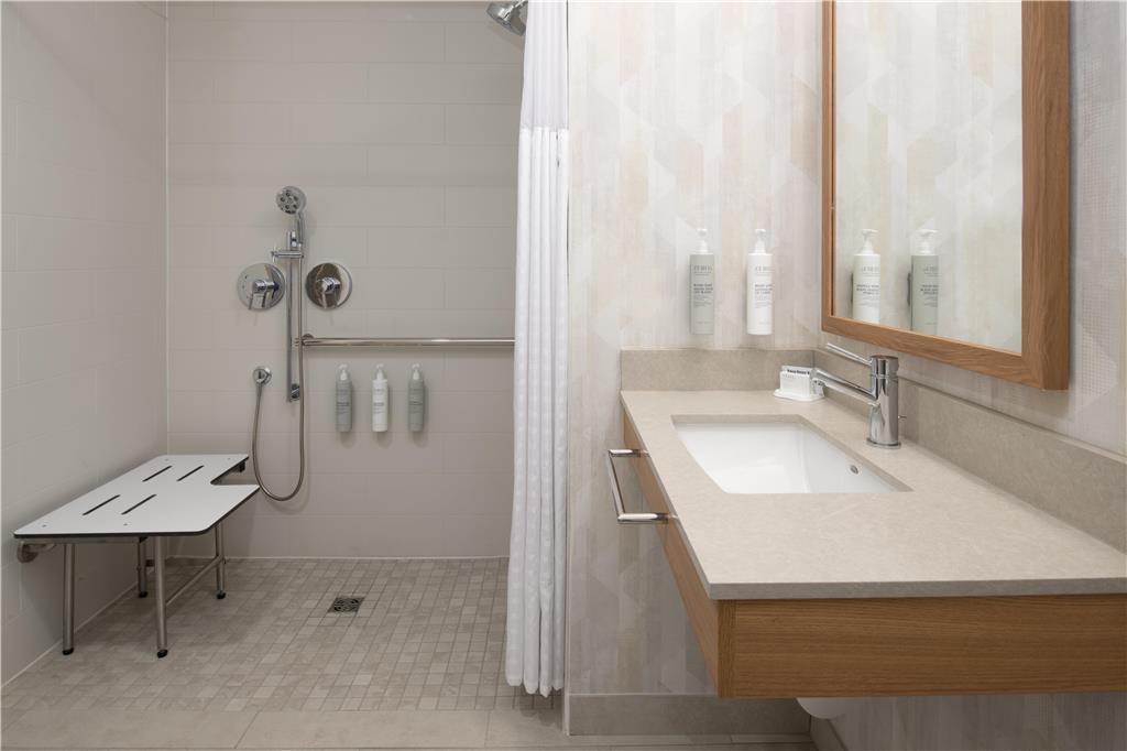 Hampton Inn by Hilton North Hollywood Image