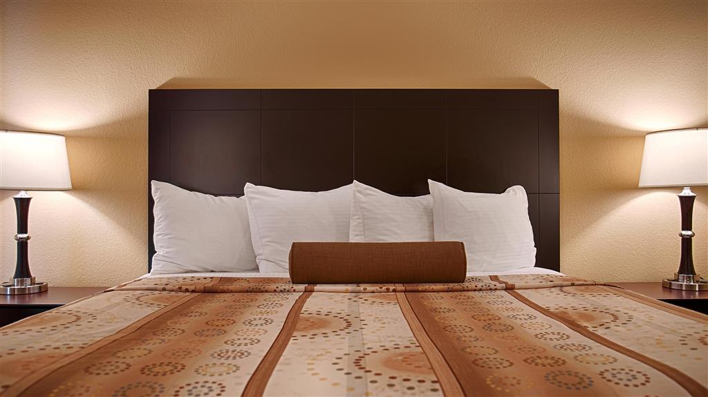 Best Western Plus Royal Mountain Inn & Suites Image