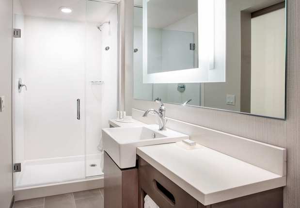 Images SpringHill Suites by Marriott San Diego Downtown/Bayfront