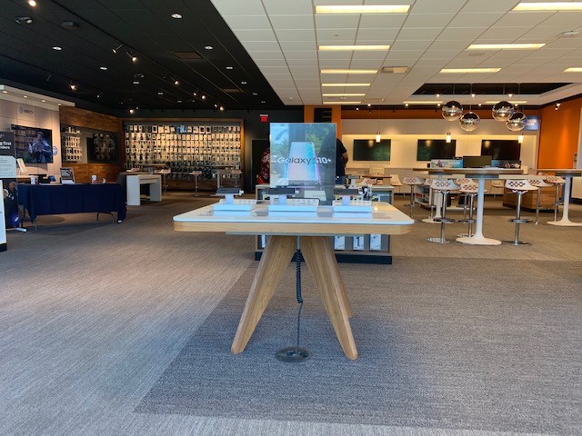 AT&T Store Photo