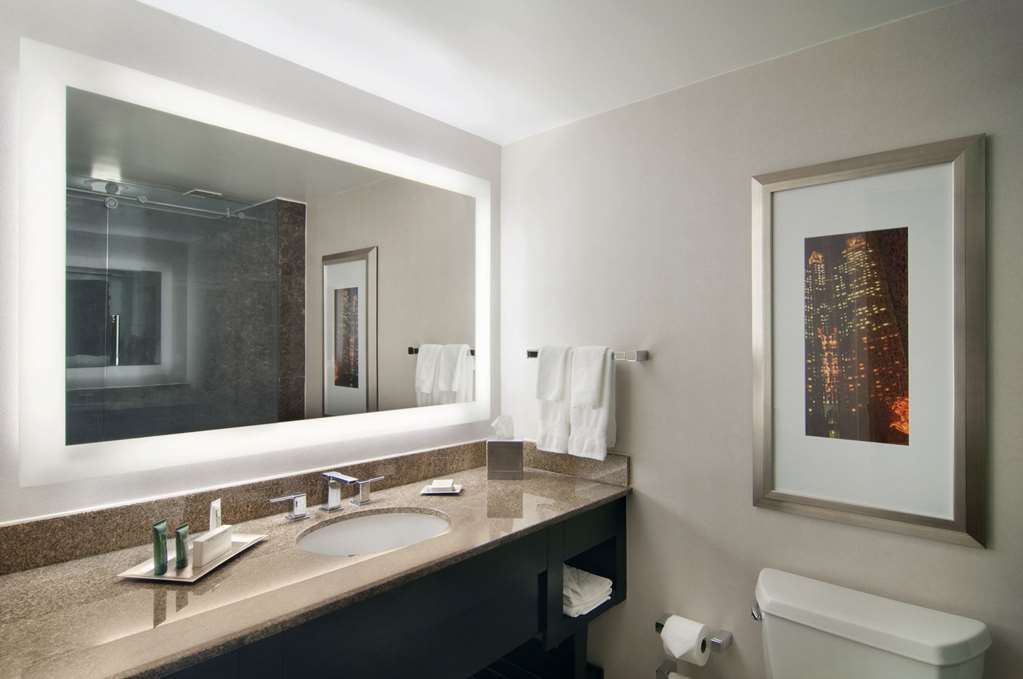Hilton Atlanta Airport Image