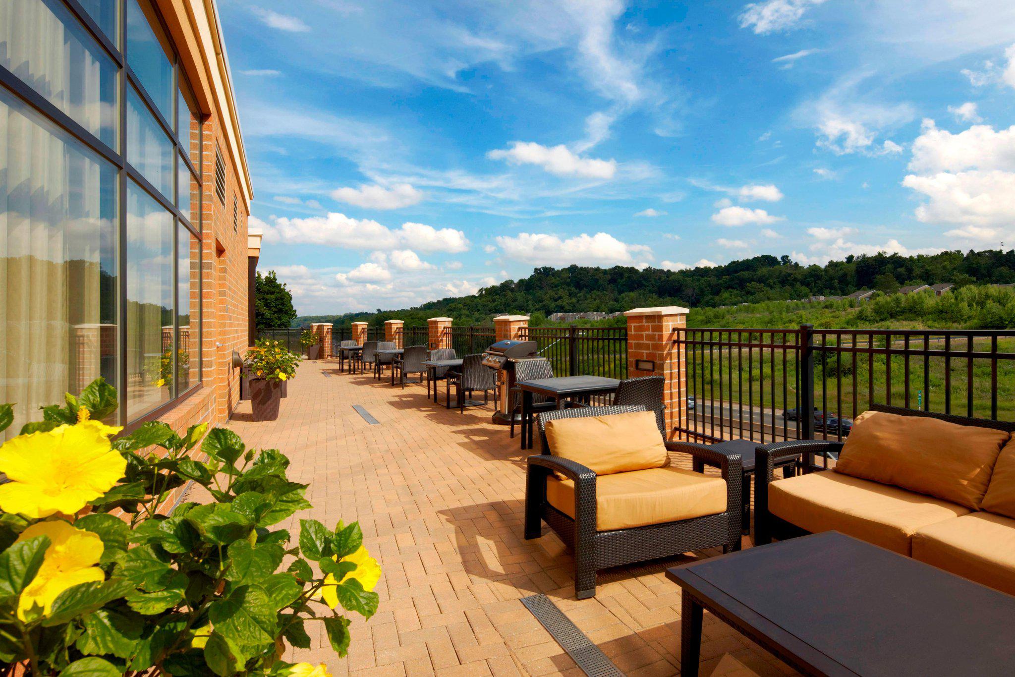 Courtyard by Marriott Pittsburgh Airport Settlers Ridge Photo