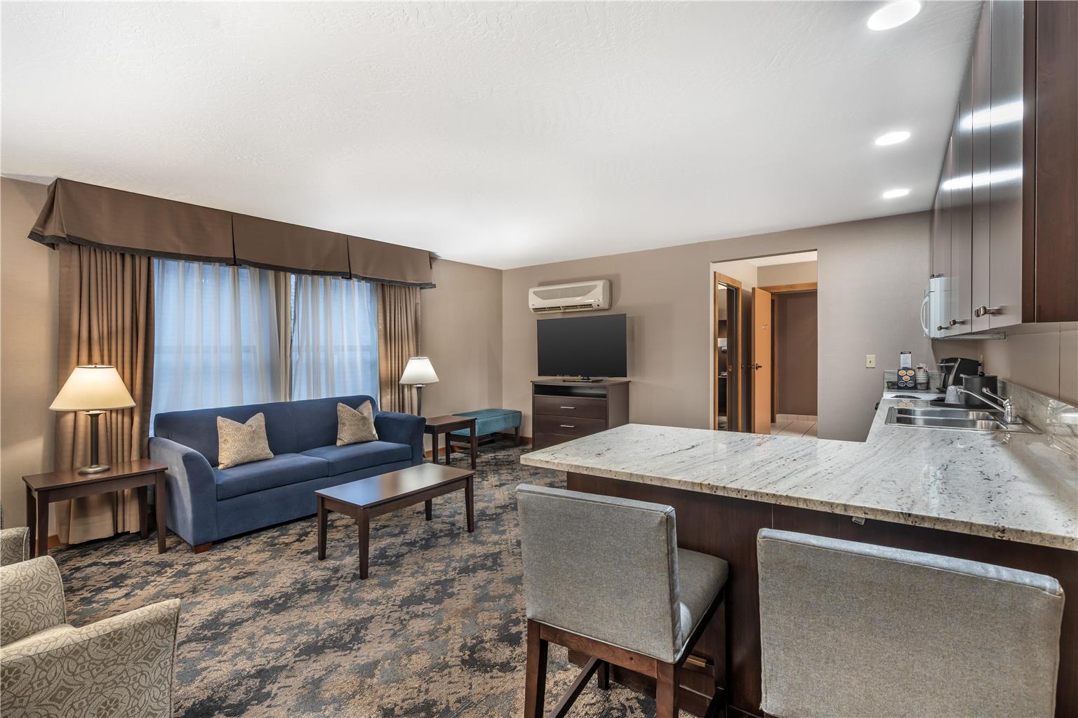 Best Western Windsor Inn Image