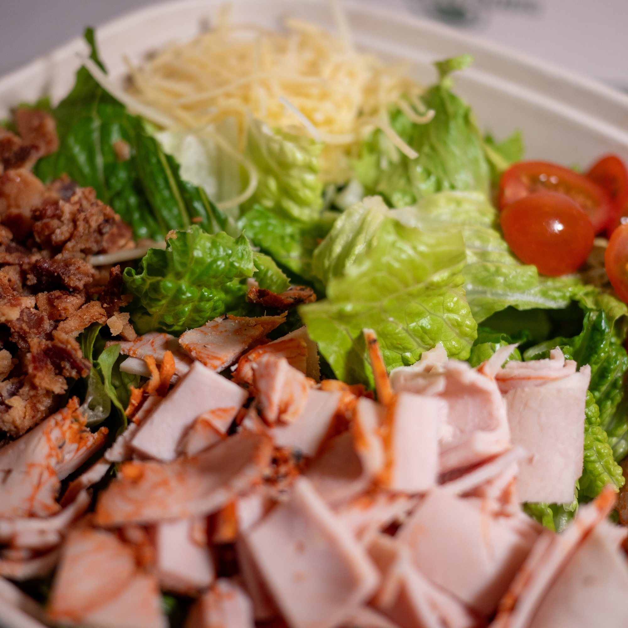 Cracked Black Pepper Turkey Caesar - LG