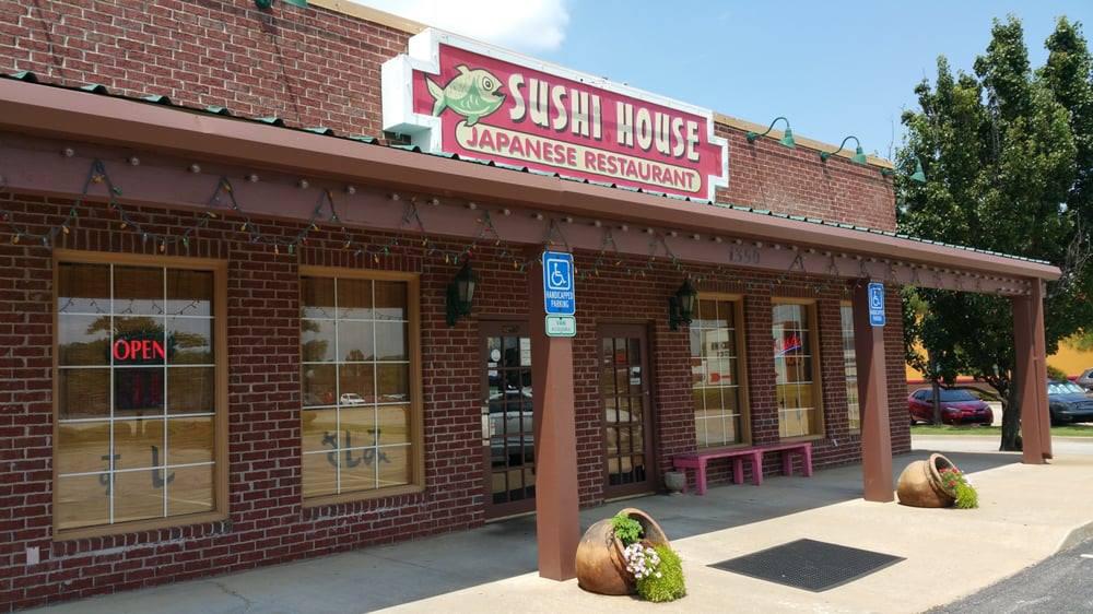 Sushi House Photo