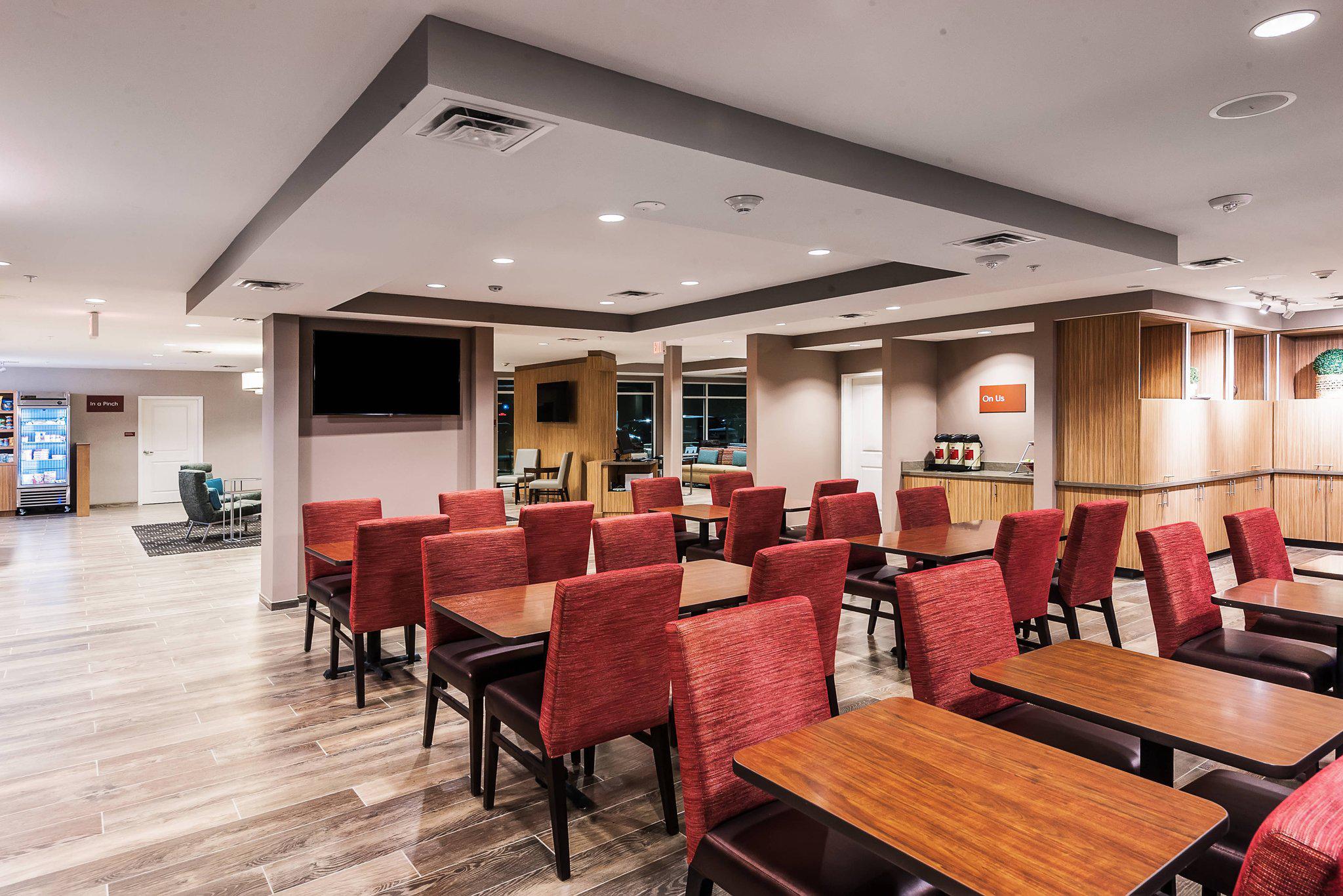 TownePlace Suites by Marriott Austin Parmer/Tech Ridge Photo