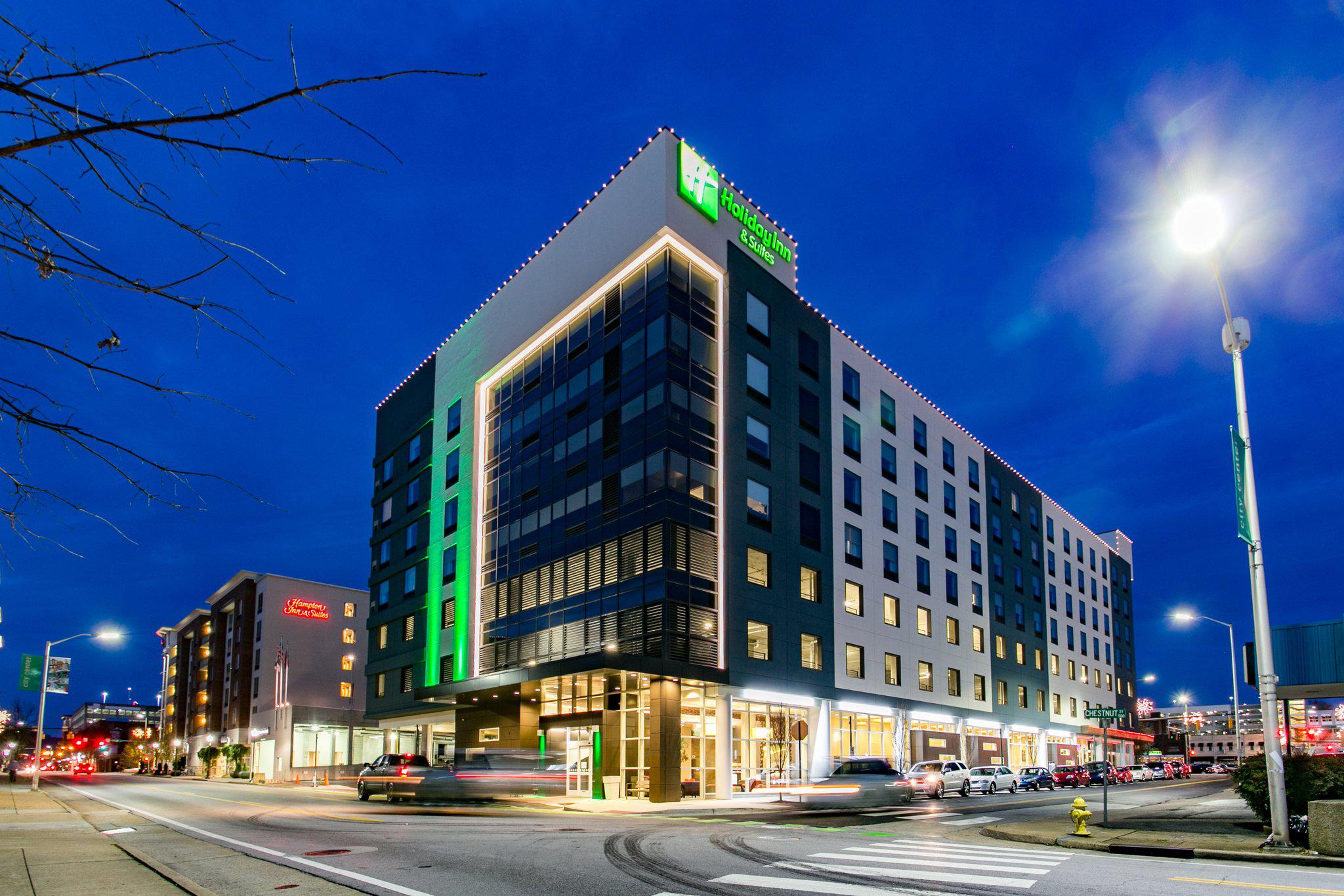 Holiday Inn & Suites Chattanooga Downtown Photo