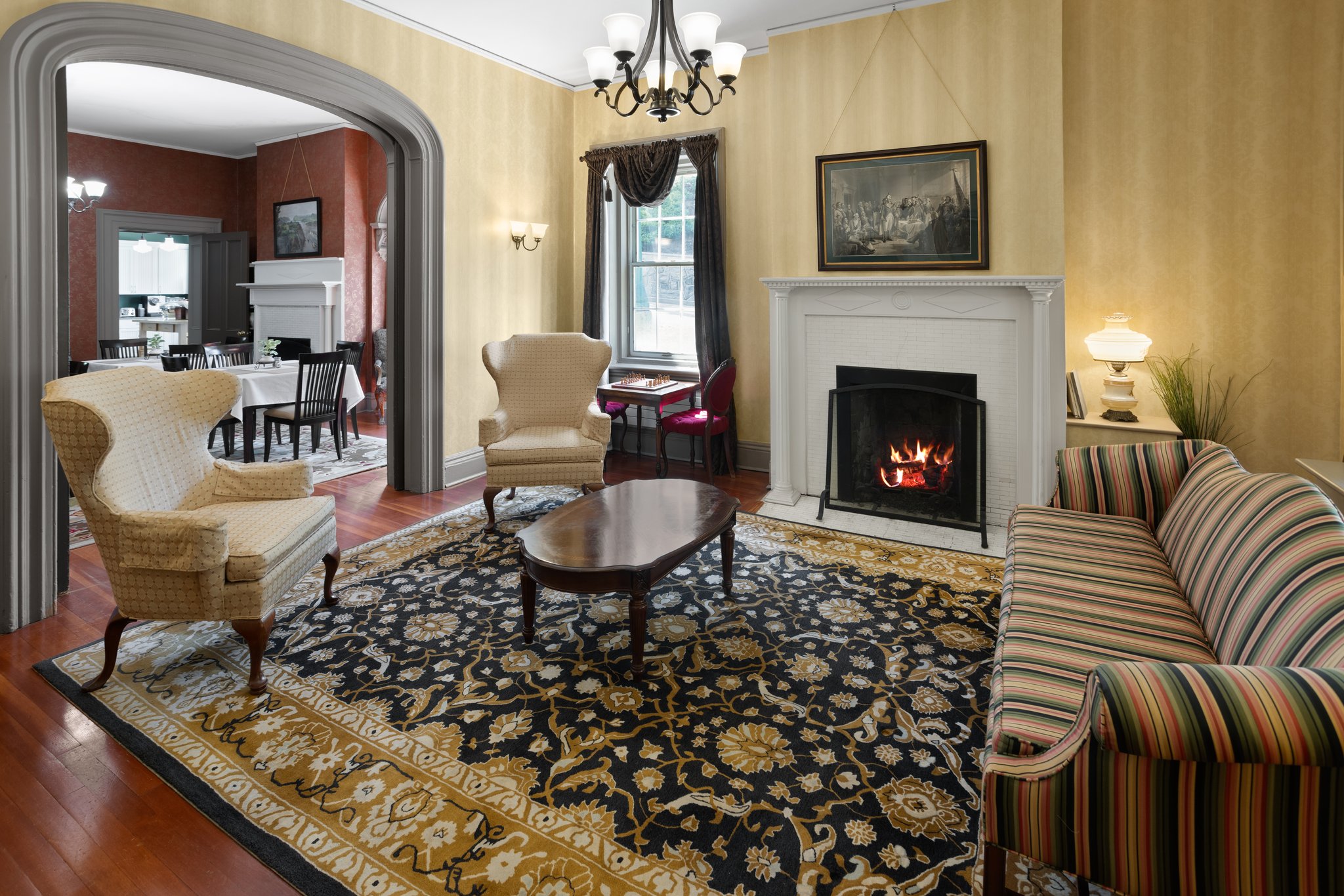 IHG Army Hotels Beat Navy House - Historia Image