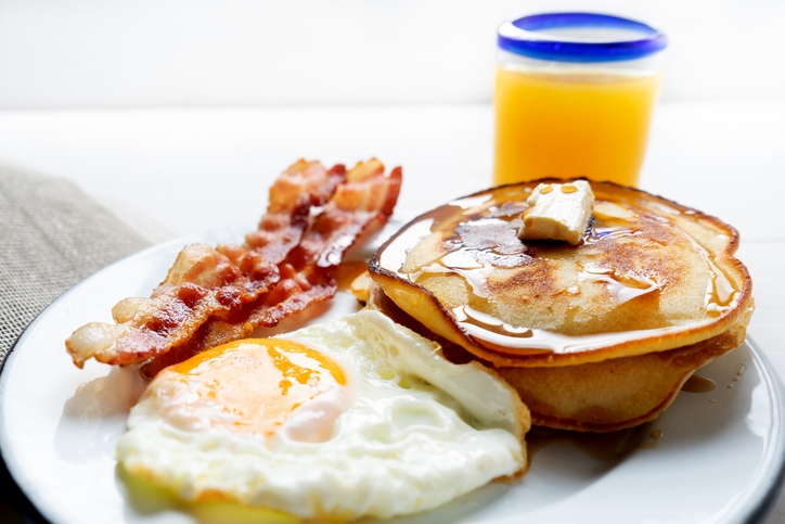3CT Mini Hot Cakes, Eggs & Meats