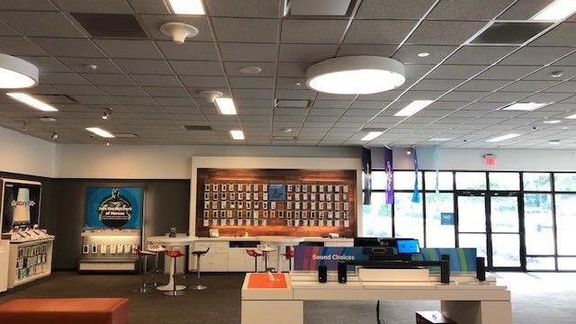 AT&T Store Photo