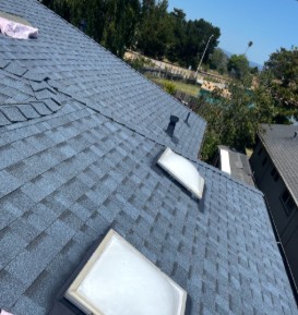 Universal Roofing Image