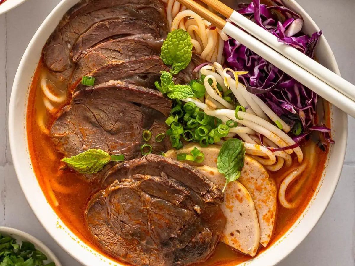 P13. Spicy Beef Pho (Bun Bo Hue)