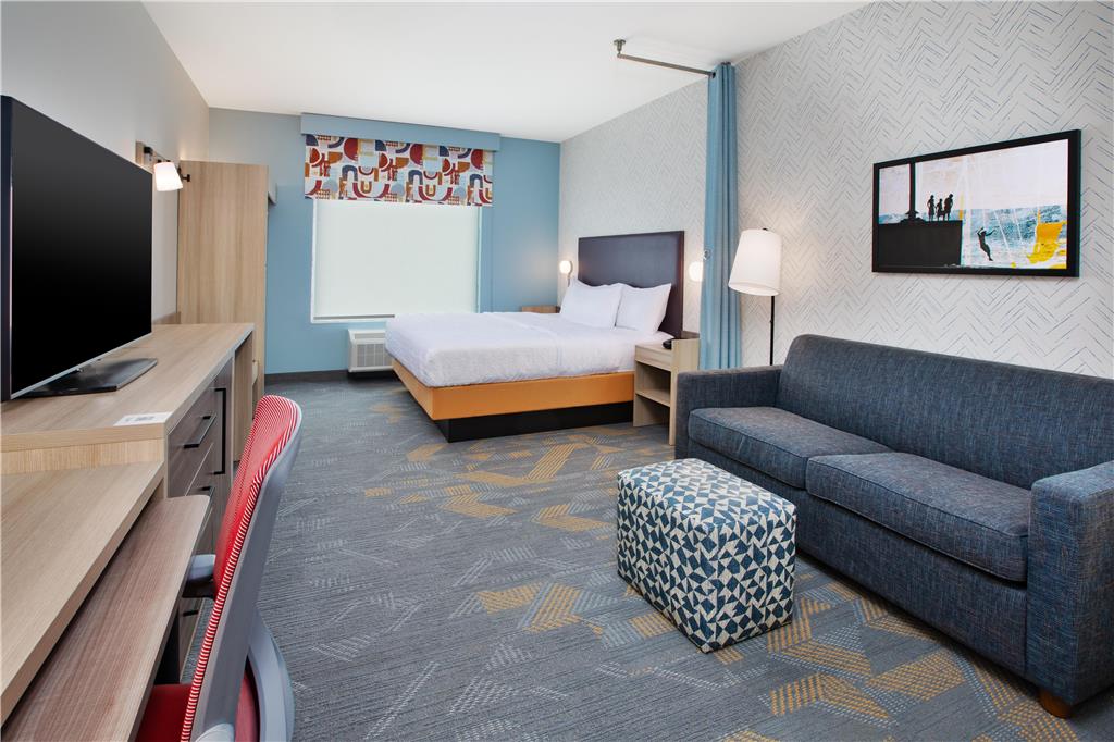 Home2 Suites by Hilton Traverse City Image