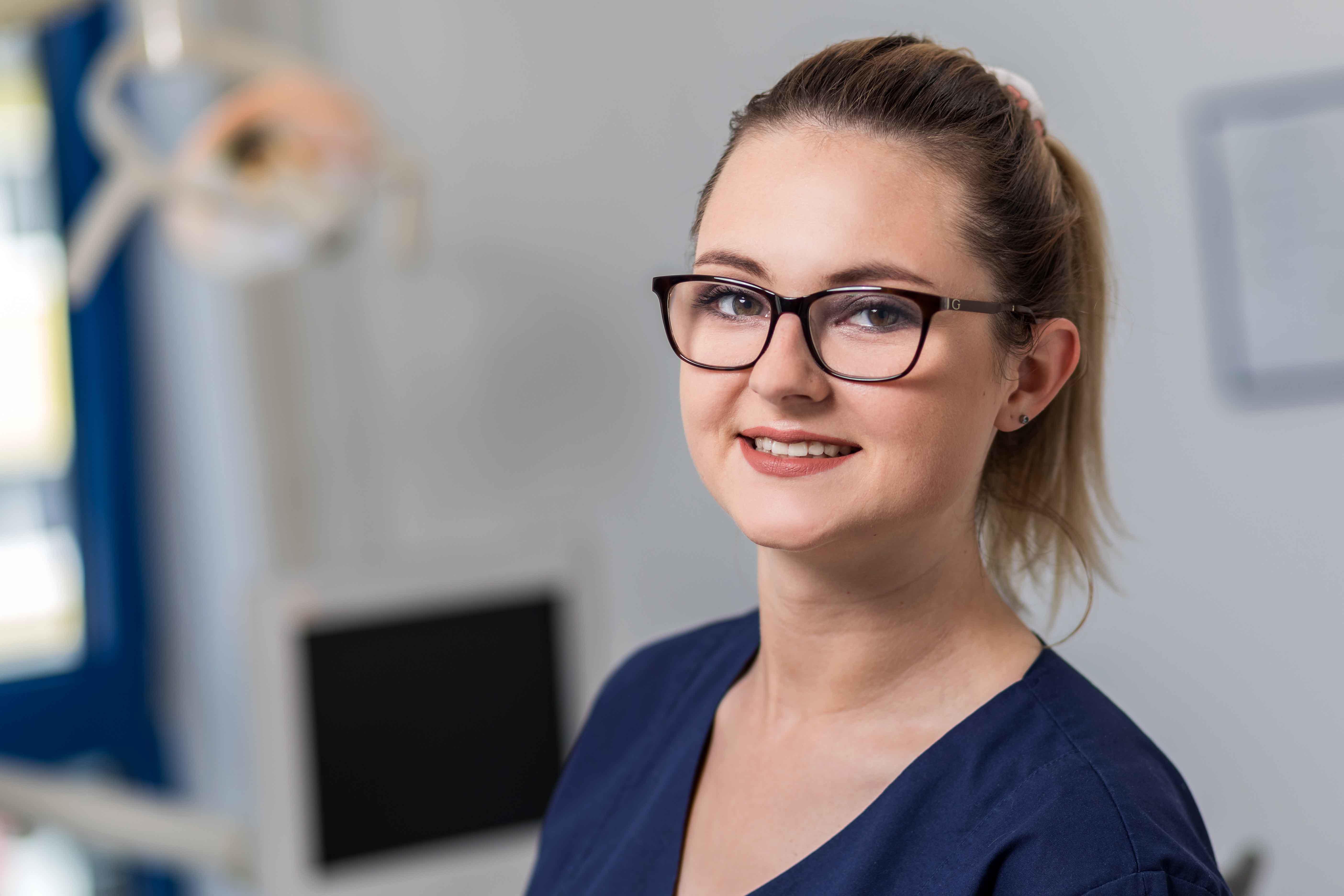 Bilder Zahnärztin Dr. Beroniade