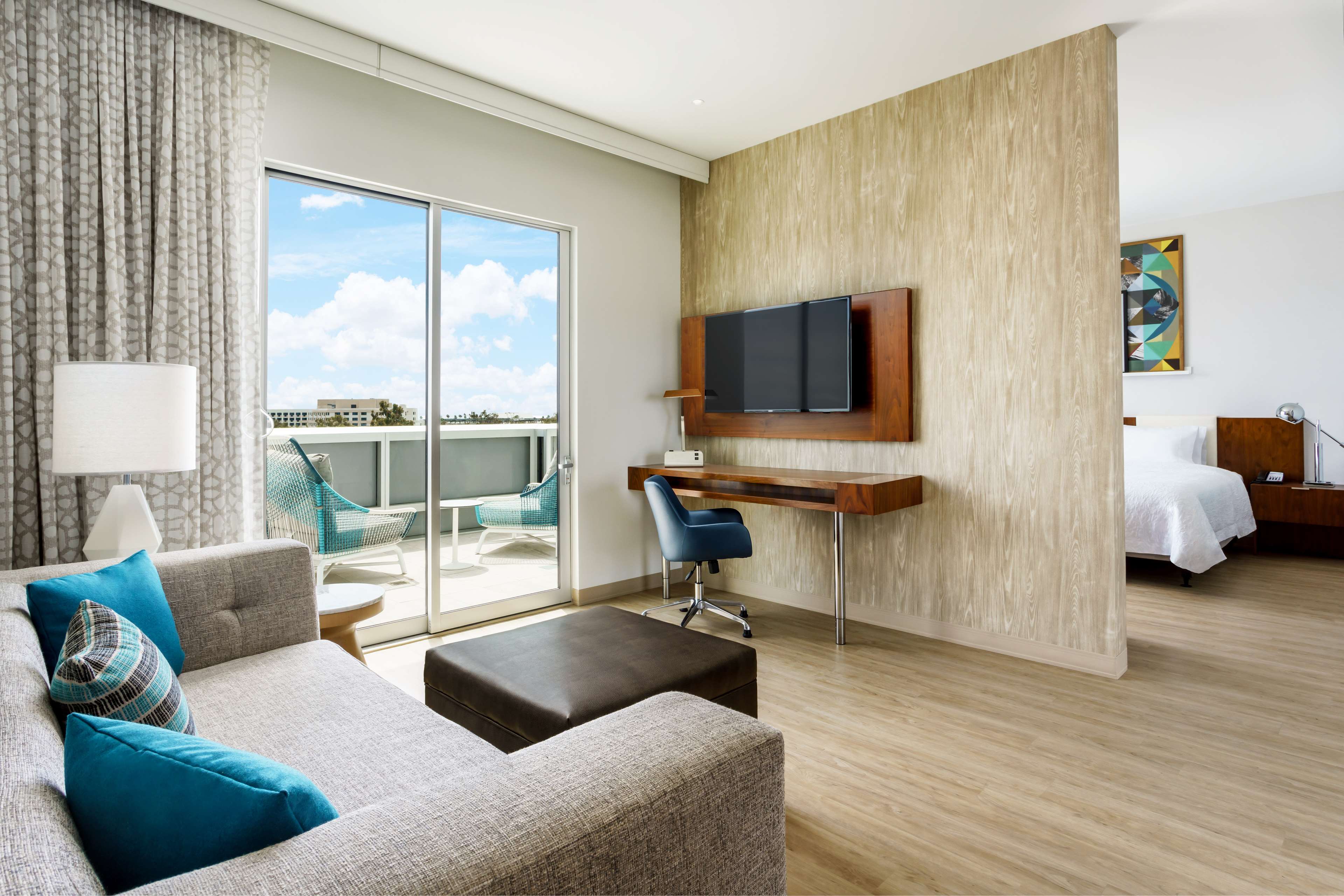 Guest room