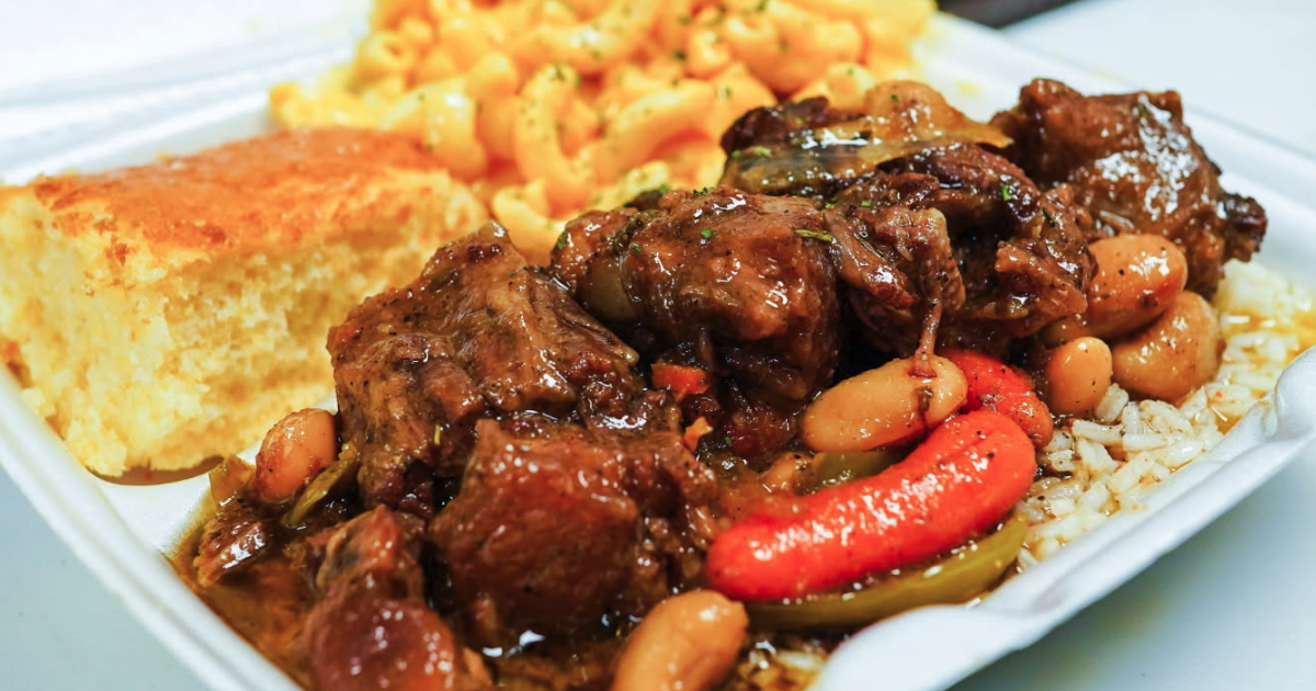 Oxtails with Rice