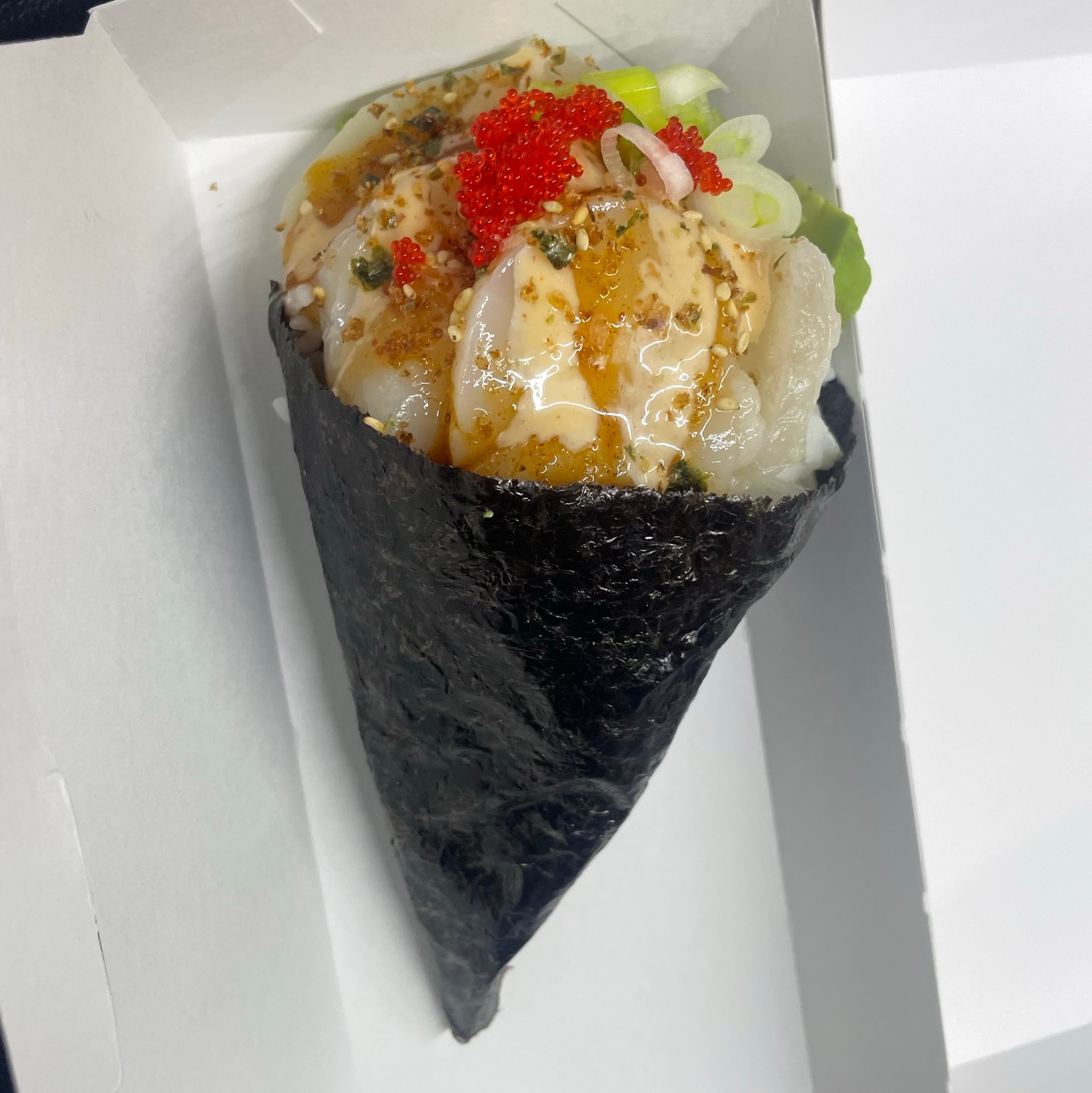 Scallop Temaki
