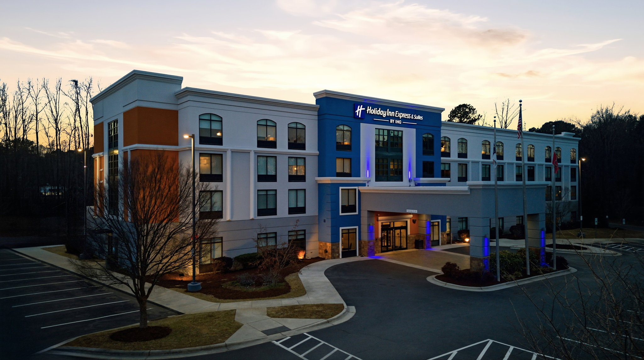 Holiday Inn Express & Suites Raleigh West - Lenovo Center by IHG Image