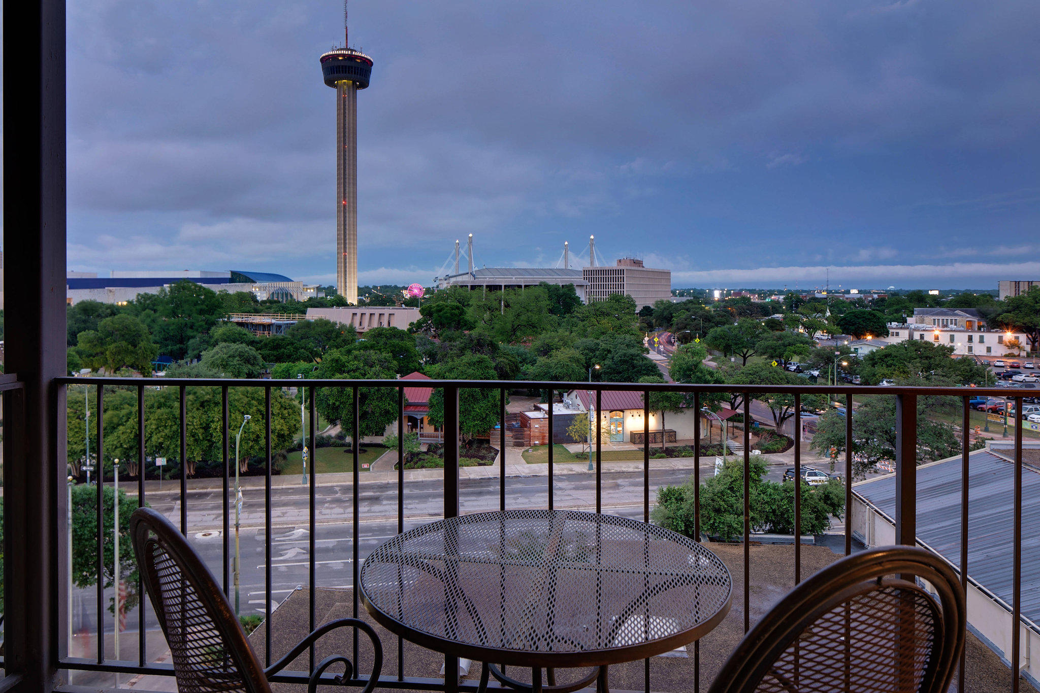 Marriott Plaza San Antonio Photo