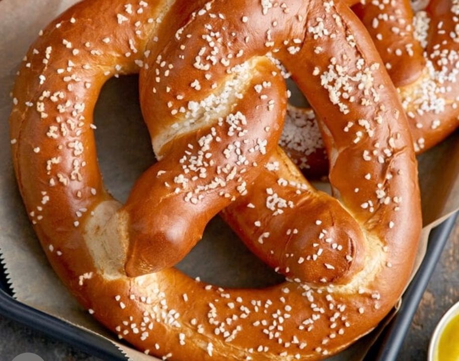Bavarian Motor Head Pretzels served with Pub Cheese