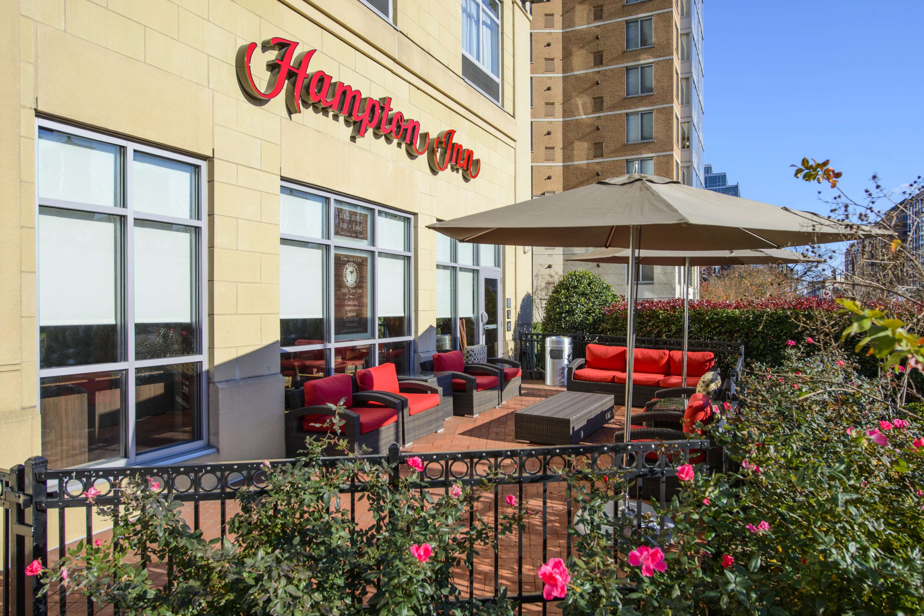 Hampton Inn Washington-Downtown-Convention Center Photo