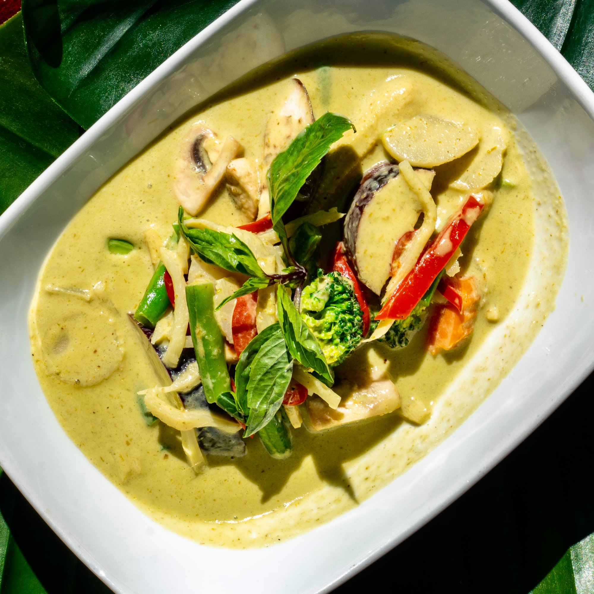 L Green Curry