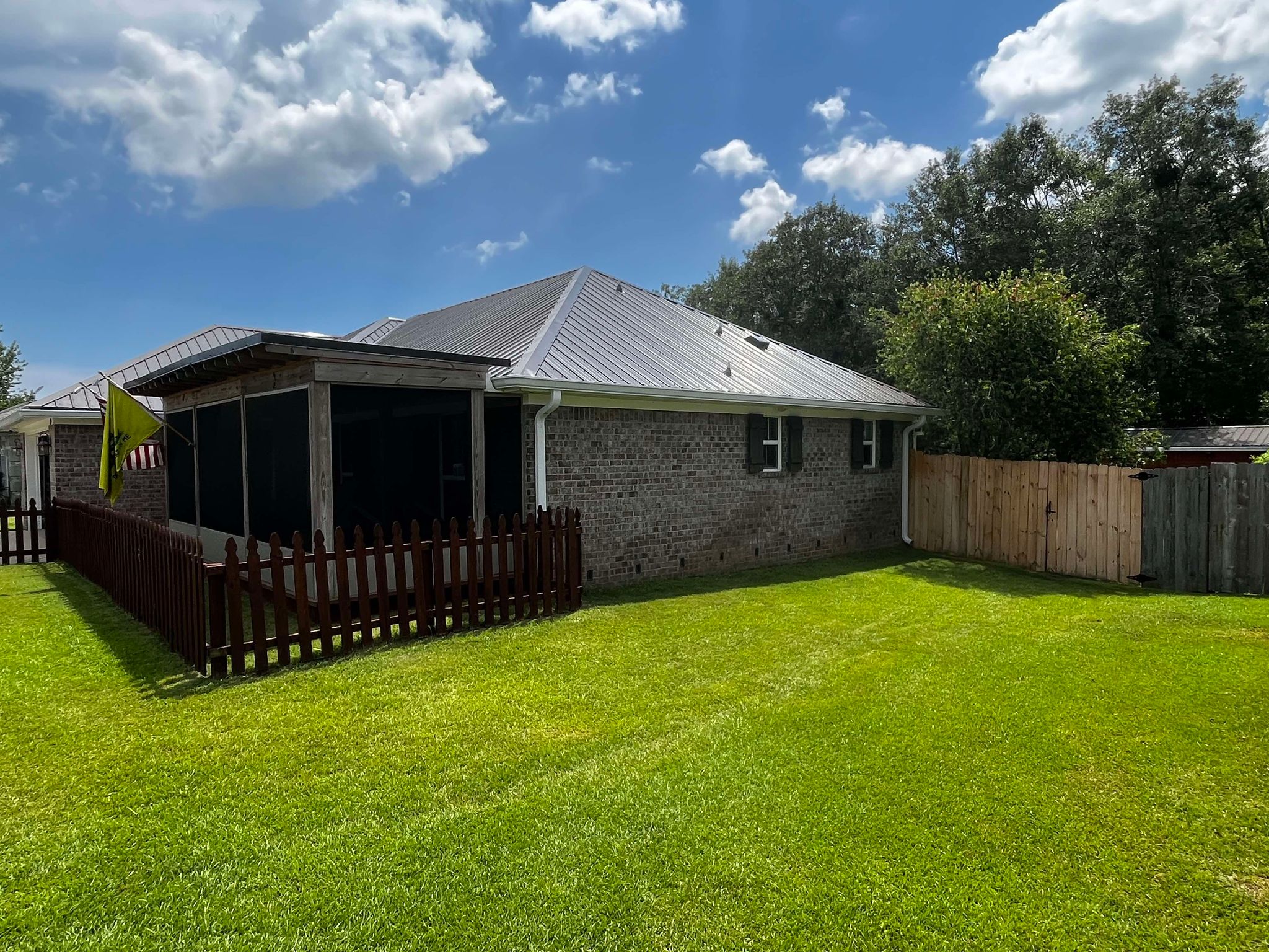 Southern Gutters LLC Image