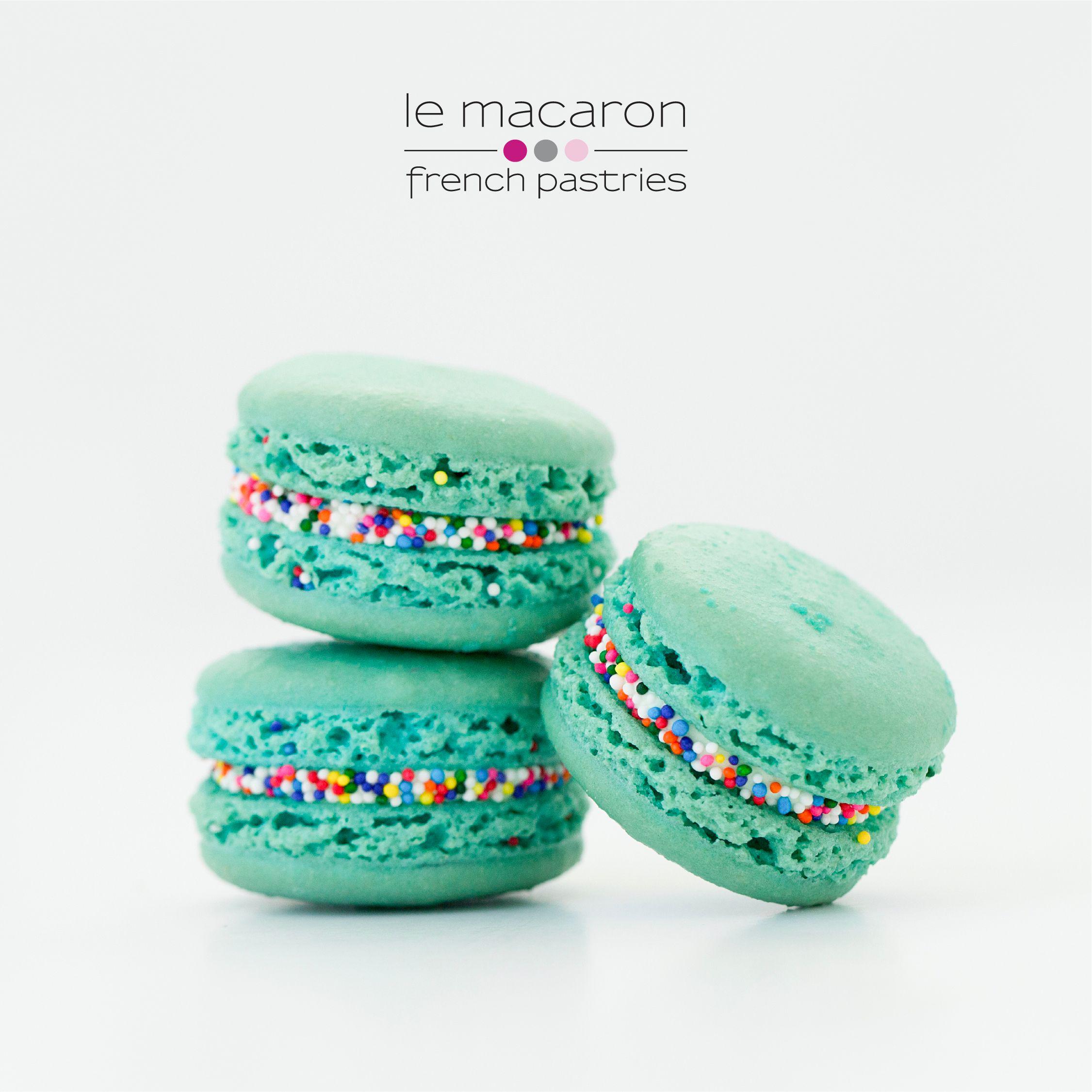 Le Macaron French Pastries Canton Photo