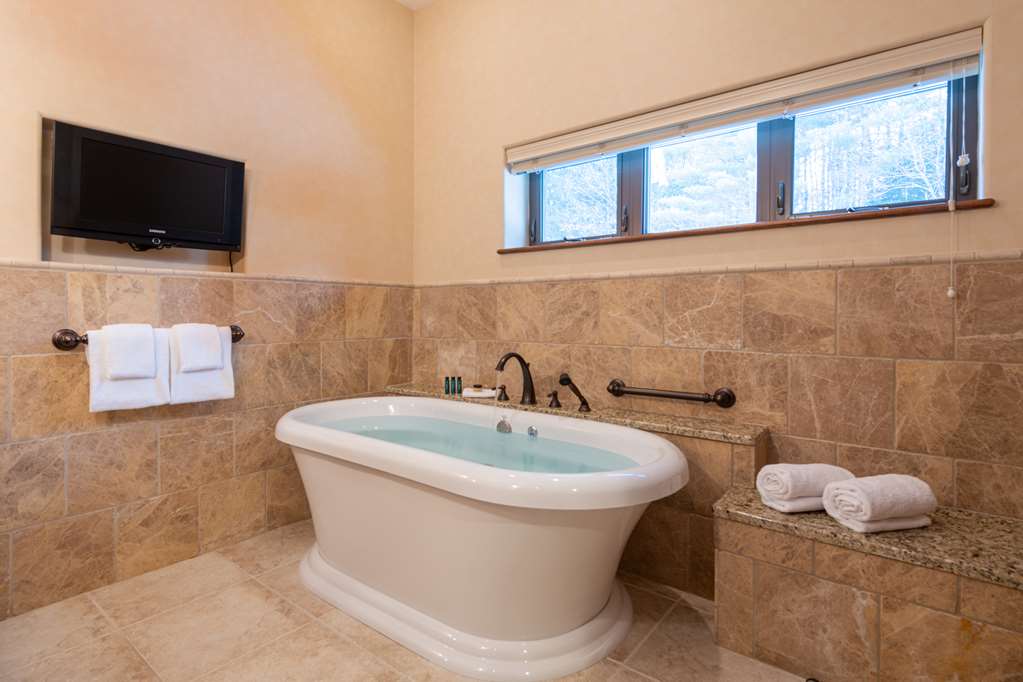 Best Western Plus Waterbury - Stowe Image