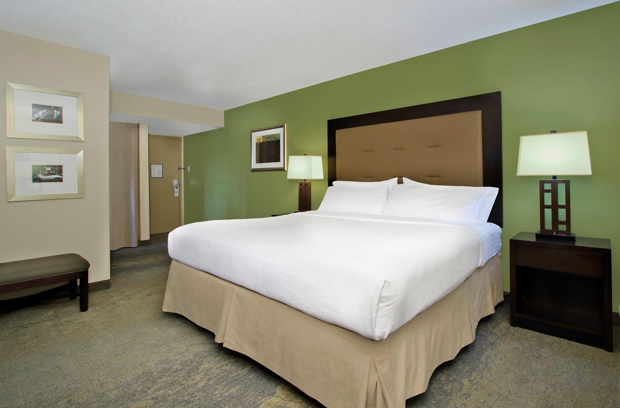 Holiday Inn Metairie New Orleans Airport Photo